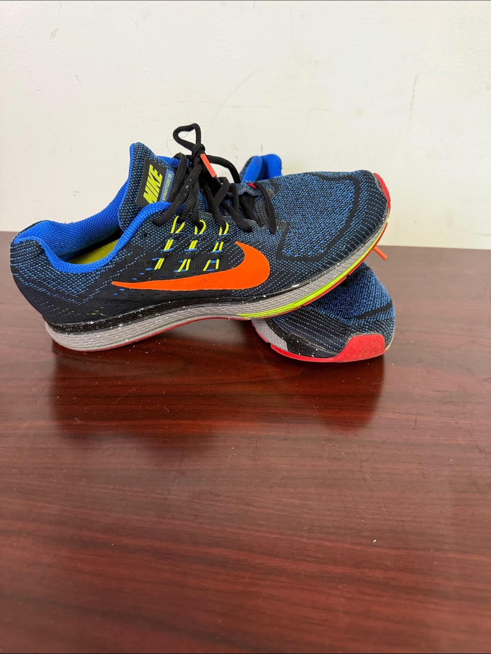 Nike Zoom Structure 18 Running Shoes Size 8